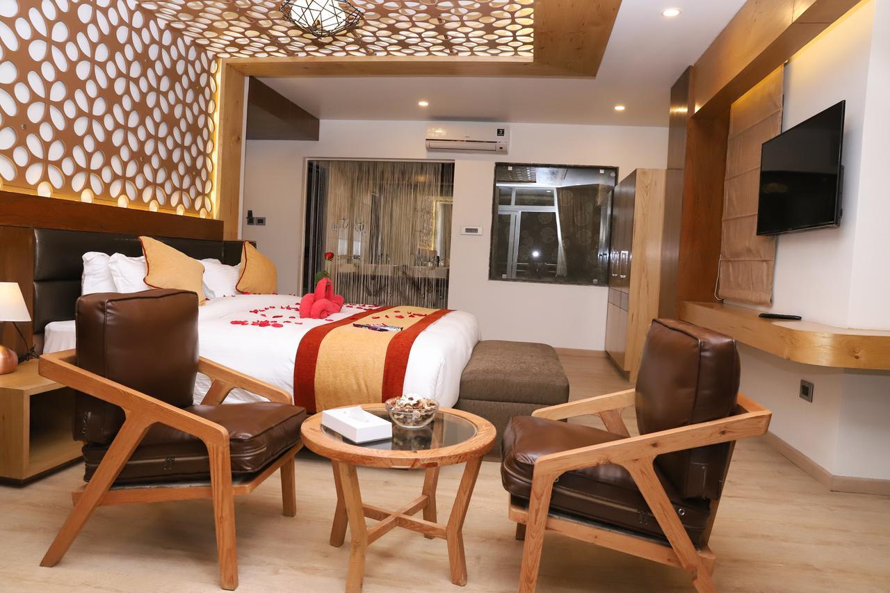 Retro Hotel And Spa Katmandou Extérieur photo