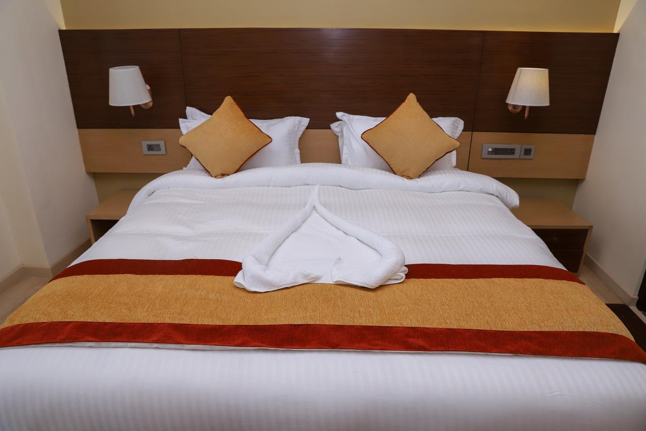 Retro Hotel And Spa Katmandou Extérieur photo
