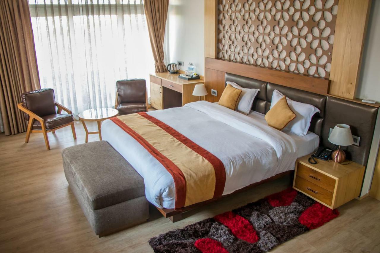 Retro Hotel And Spa Katmandou Extérieur photo