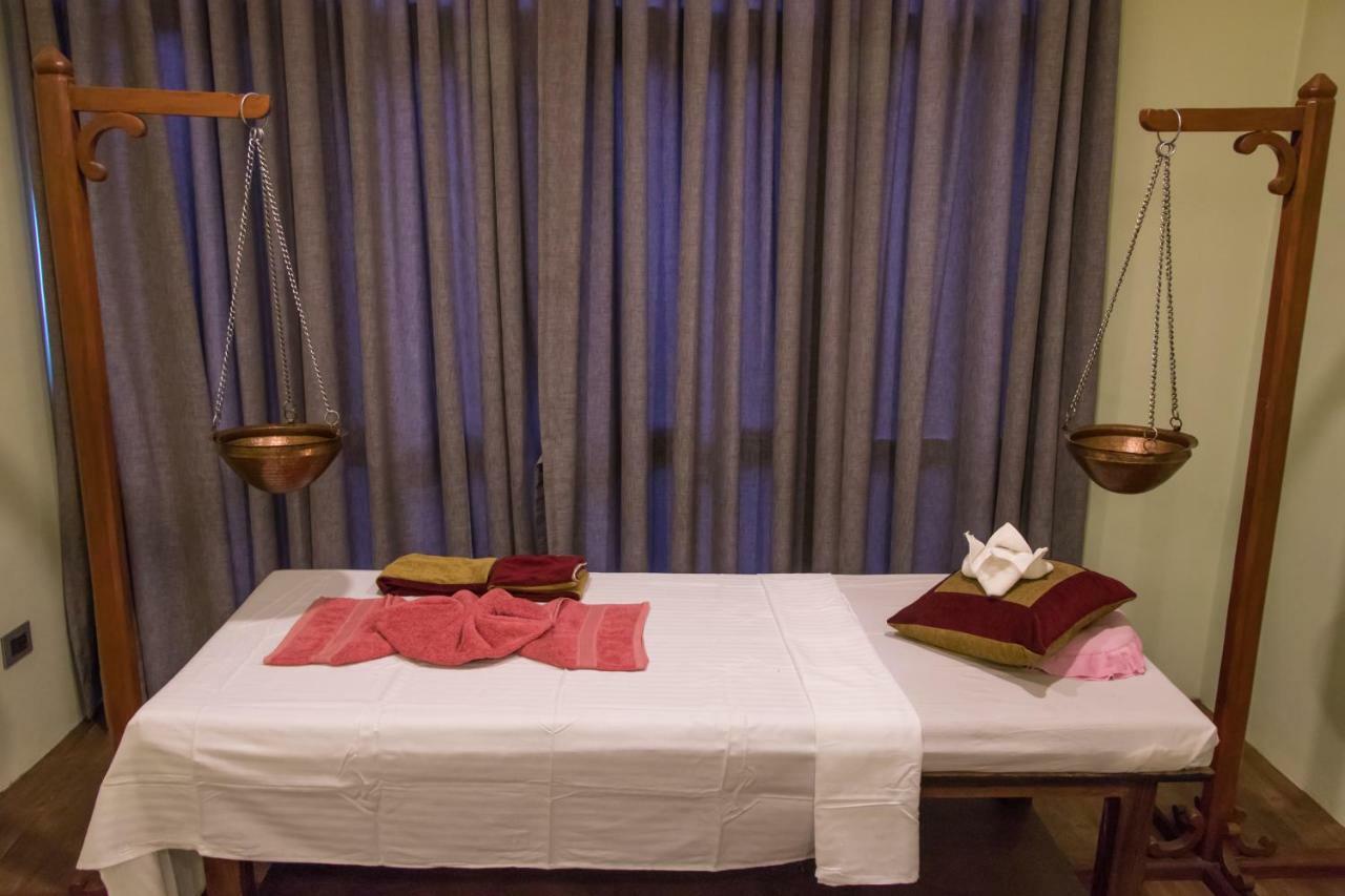Retro Hotel And Spa Katmandou Extérieur photo
